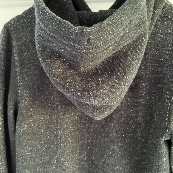 Roots Cabin Hoodie - Picture 4 of 8